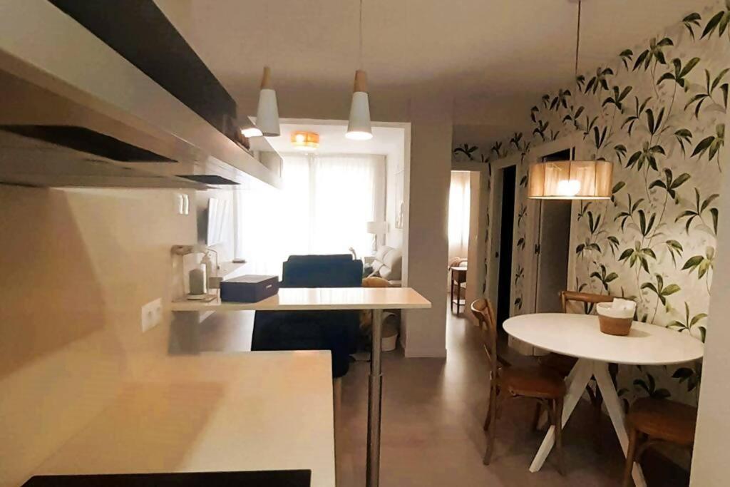 Appartement Mendoza A Un Paso De La Playa à Málaga Extérieur photo